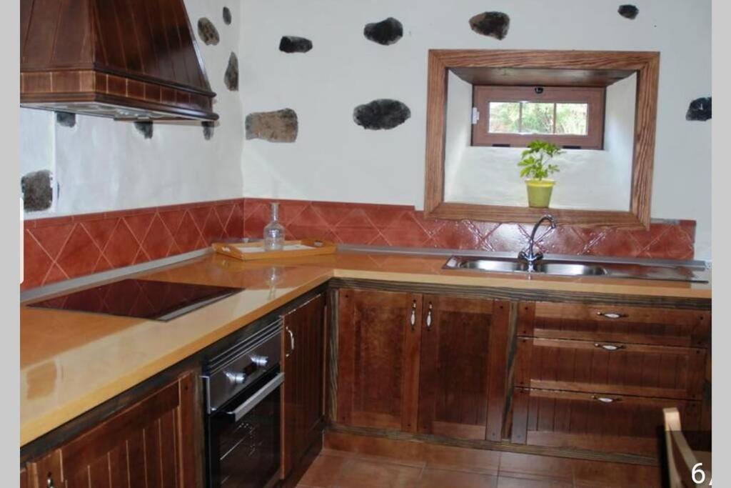 "Villa Servanda " - Relax, Nature, Wide Views Of The Sea And A Starry Sky Puntagorda  Exterior photo