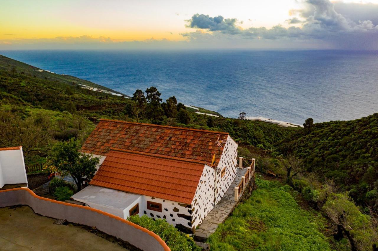 "Villa Servanda " - Relax, Nature, Wide Views Of The Sea And A Starry Sky Puntagorda  Exterior photo
